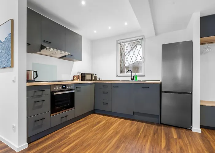 Apartamento Modern Right In Trendy Agnesviertel