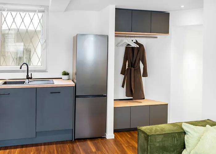 Apartamento Modern Right In Trendy Agnesviertel Niederdorla